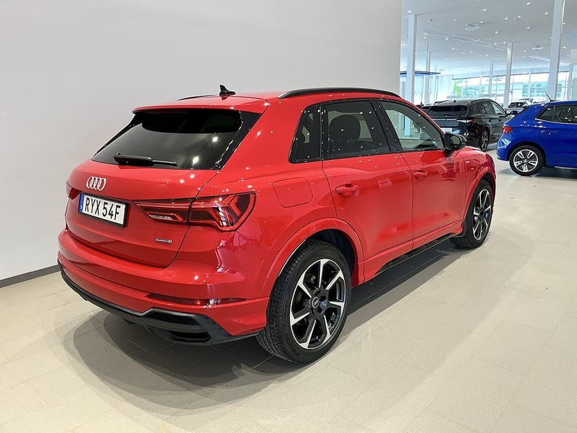 Bild 4 av Audi Q3 40 TDI quattro 200HK S-line Drag Värmare