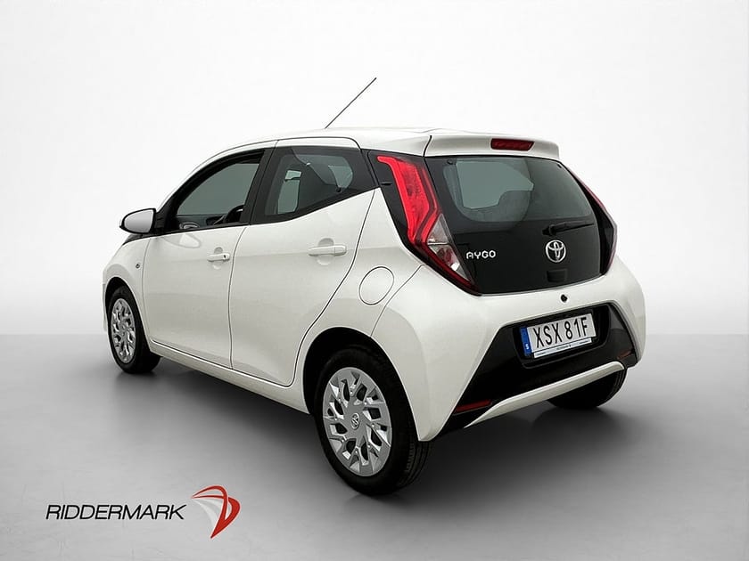 Bild 5 av Toyota Aygo X-PLAY Backkamera Farthållare CarPlay