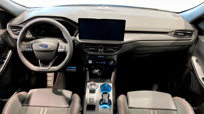 Bild 4 av Ford Kuga Plug-In Hybrid ST-LINE X Business Edition PHEV  | Dragkrok | B&O Ljudsystem |