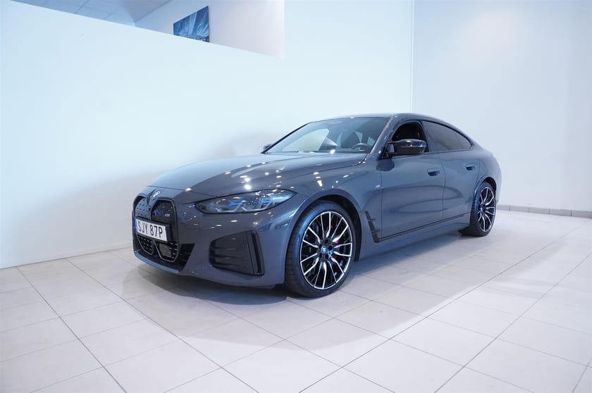 Bild 2 av BMW i4 M50 xDrive Gran Coupé M-Sport Pro, Glastaklucka, Dragkrok, Navi