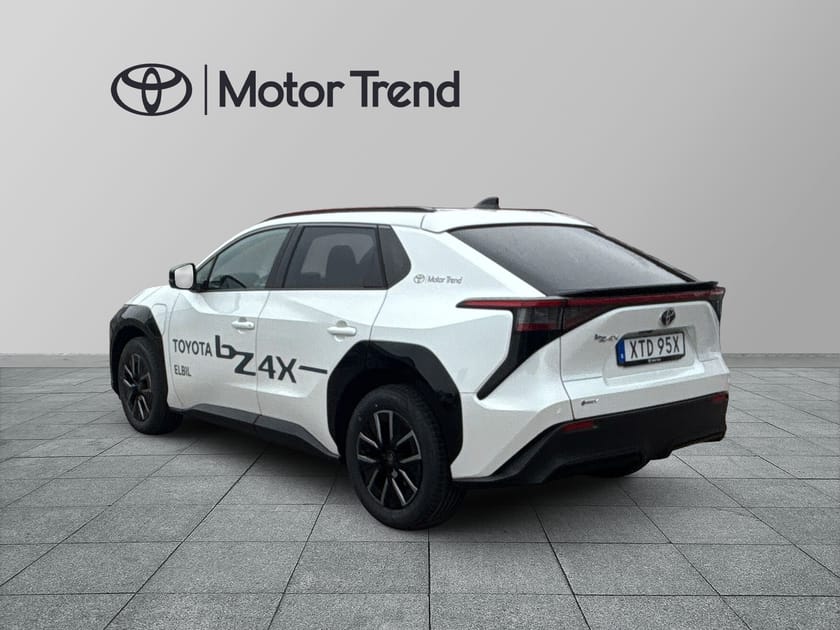 Bild 2 av Toyota bZ4X