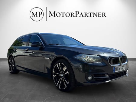 BMW 520d xDrive Touring Cockpit Navi Drag Rattvärme