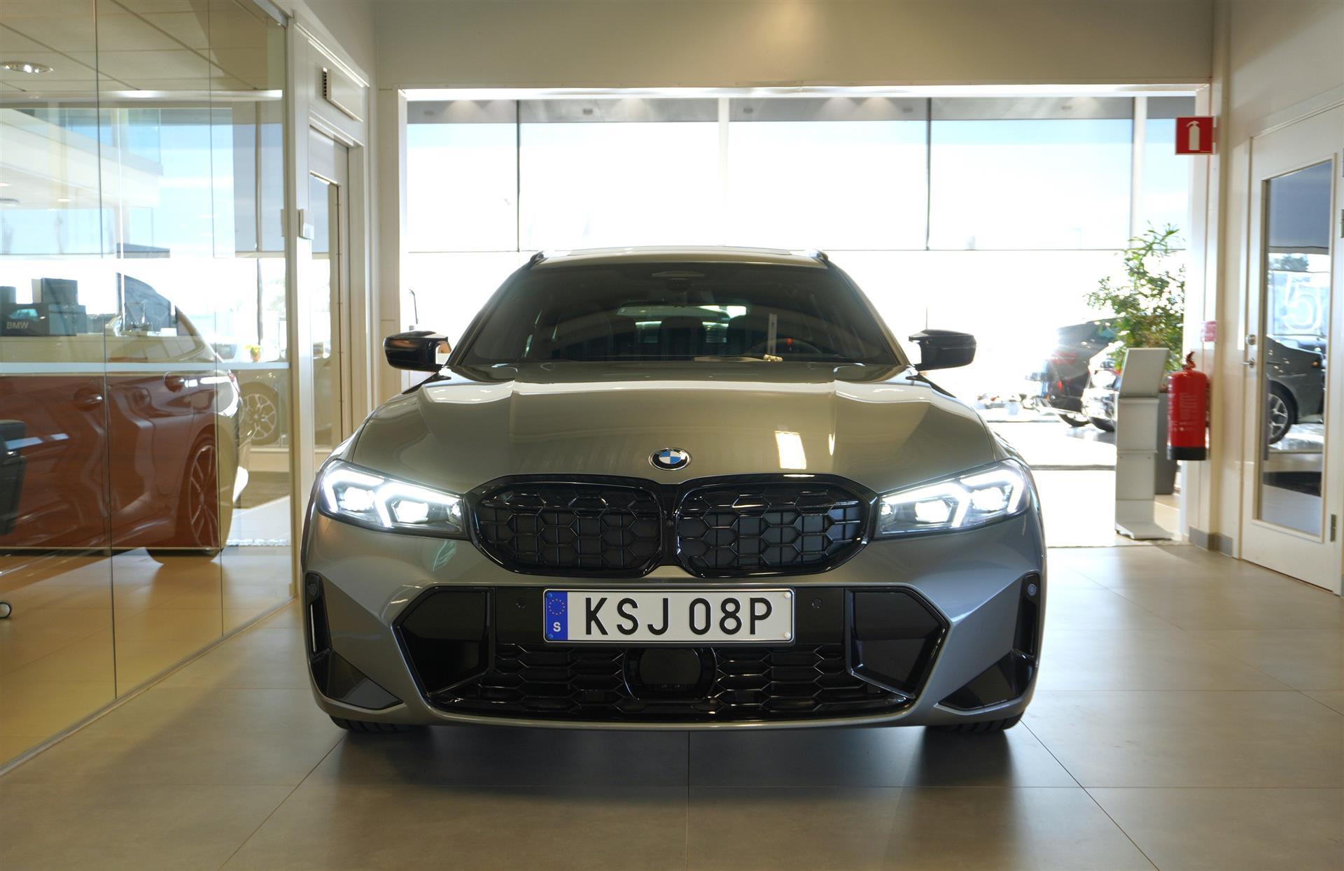 BMW M340i 2027, bild 2/10