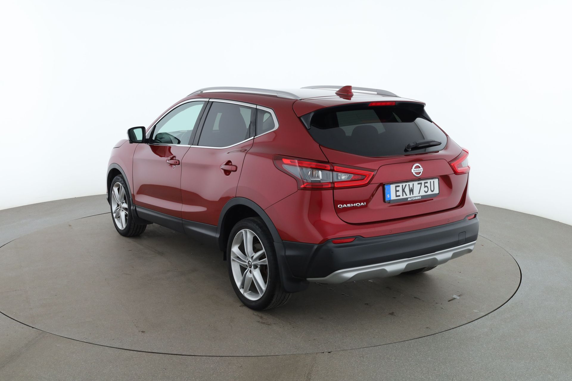 Nissan Qashqai 1.3 DIG-T 2019, kuva 3/39