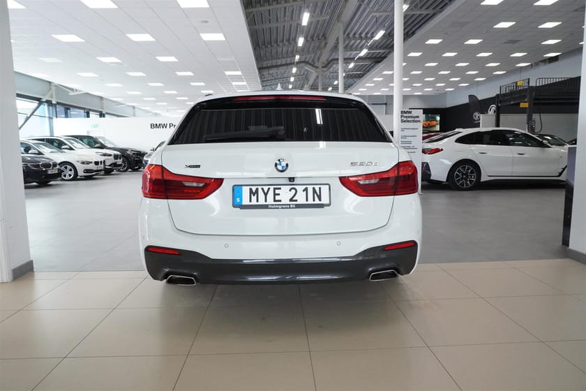 Bild 4 av BMW 520d xDrive Touring M Sport Winterpaket Kupevärmare HiFi Drag