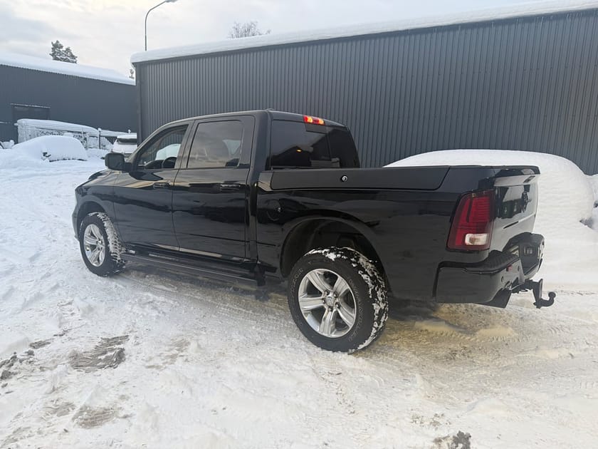 Bild 4 av RAM 1500 Crew Cab
