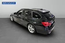 BMW 320i xDrive Touring