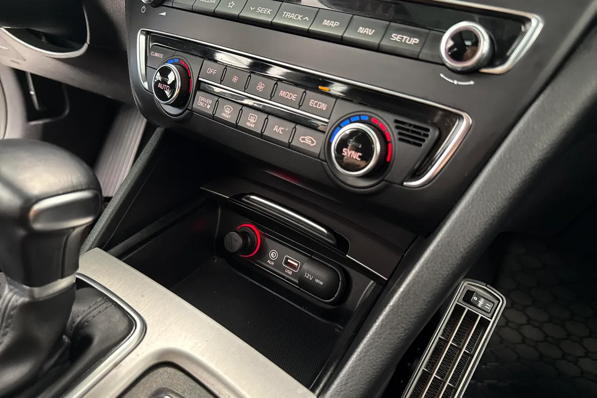 picture of a car