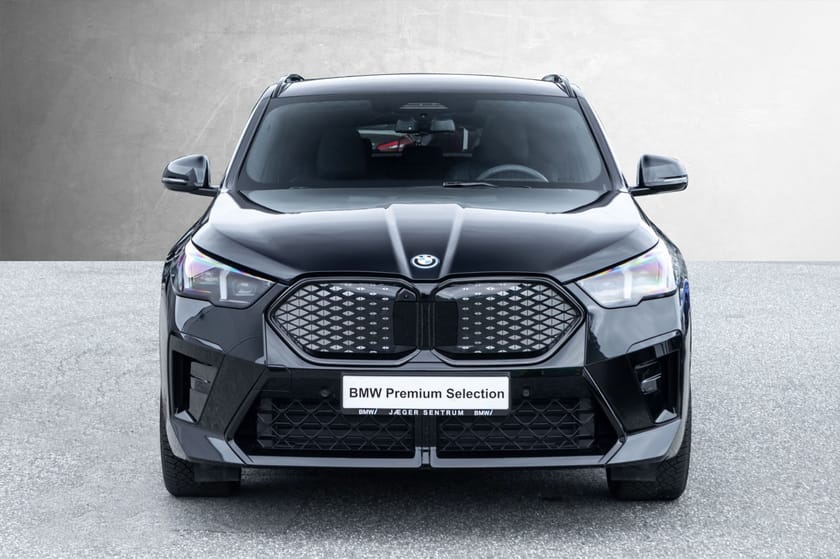 Bilde 4 av BMW iX2 xDrive30 M-Sport PRO Skinn H.feste HeadUP H/K Pano