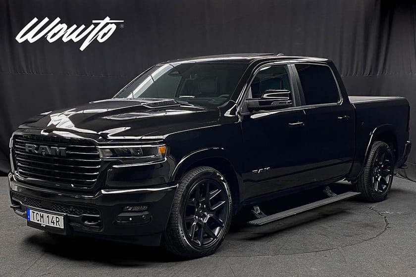 Bild 1 av RAM 1500 Crew Cab Dodge 420HK Laramie Night Premium /360 /Moms