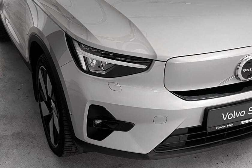 Bilde 2 av Volvo XC40 Recharge Single Motor Ultimate FWD 20"|PANO|360|H&K