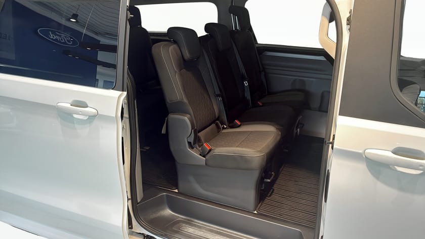 Bild 5 av Ford Tourneo Custom 320 9-SITS KAMERA 320L LWB 2.0L ECOBLUE 170H
