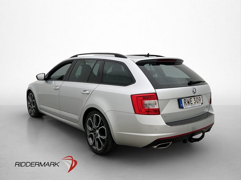Bild 5 av Škoda Octavia Kombi Skoda 2.0 TDI 4x4 RS Canton Kamera Navi CarPlay Drag