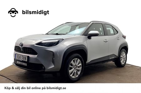Toyota Yaris Cross Hybrid AWD-i Kamera Rattvärme MOMS 116hk