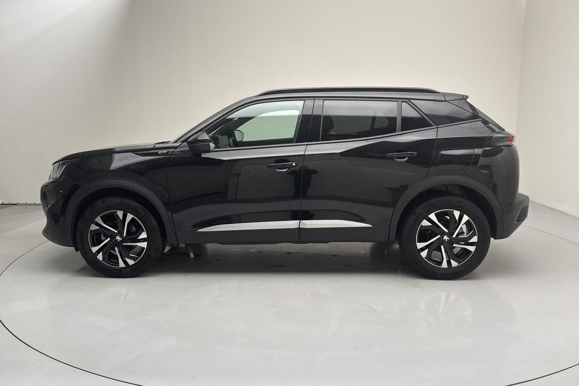 Peugeot 2008 1.2 PureTech 130 2023, bild 2/10