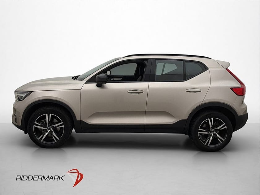 Bild 4 av Volvo XC40 B4 197hk Plus Dark Navi 360°-K Carplay Adp-fart