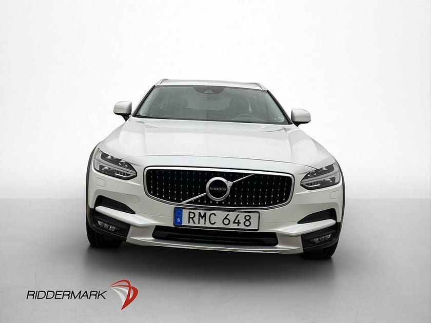 Bild 2 av Volvo V90 Cross Country D4 AWD Momentum Plus Kamera Dragkrok