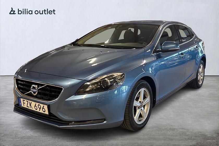 Bild 1 av Volvo V40 D2 Momentum / Värmare / P-sensorer / Bluetooth / VOC