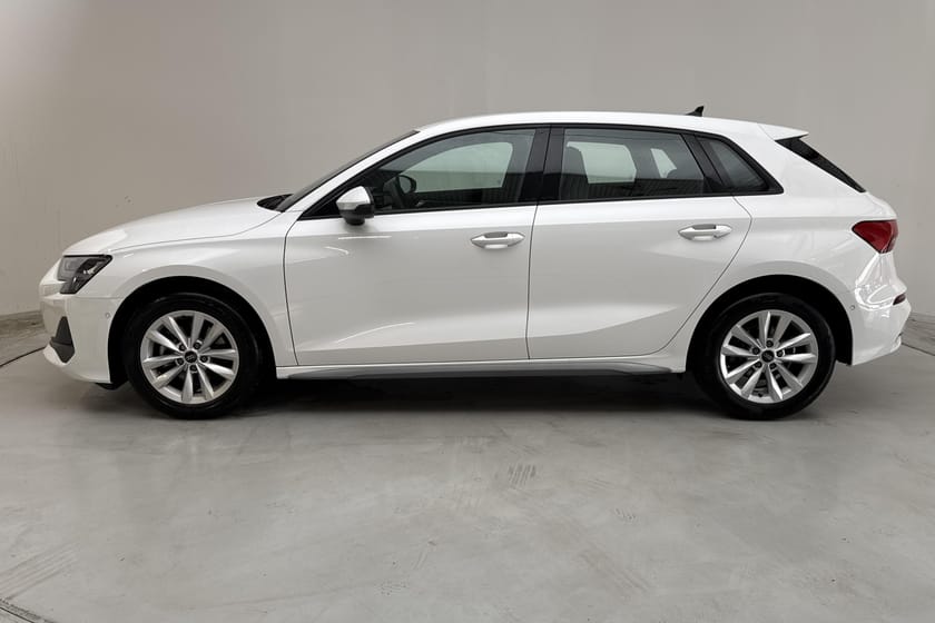Bild 2 av Audi A3 Sportback 35 TFSI SB (150hk) Adaptiv farth Backkamera