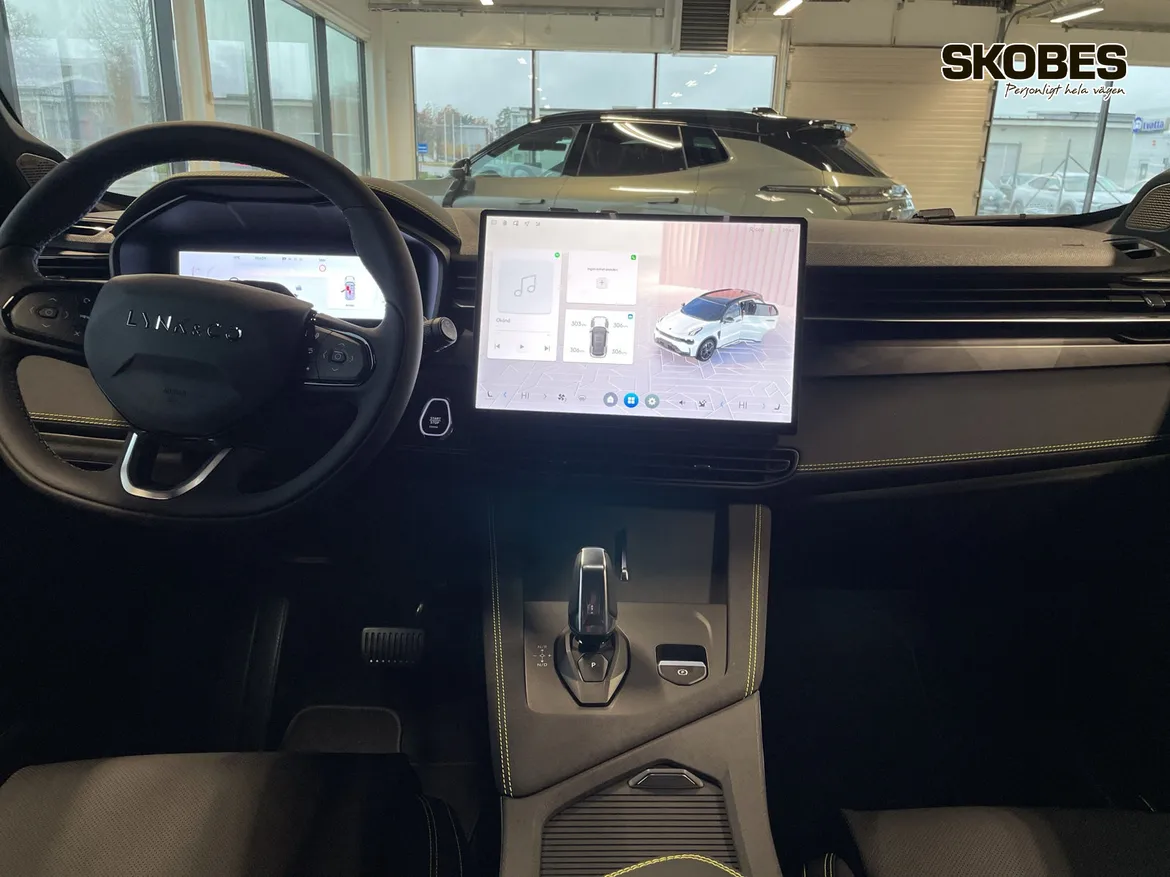 Lynk & Co 01 PHEV