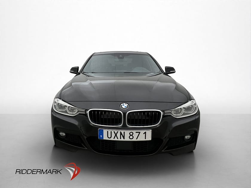 Bild 2 av BMW 330e Sedan 252hk M-Sport H/K T-lucka Navi P-sensor 0,21l/mil