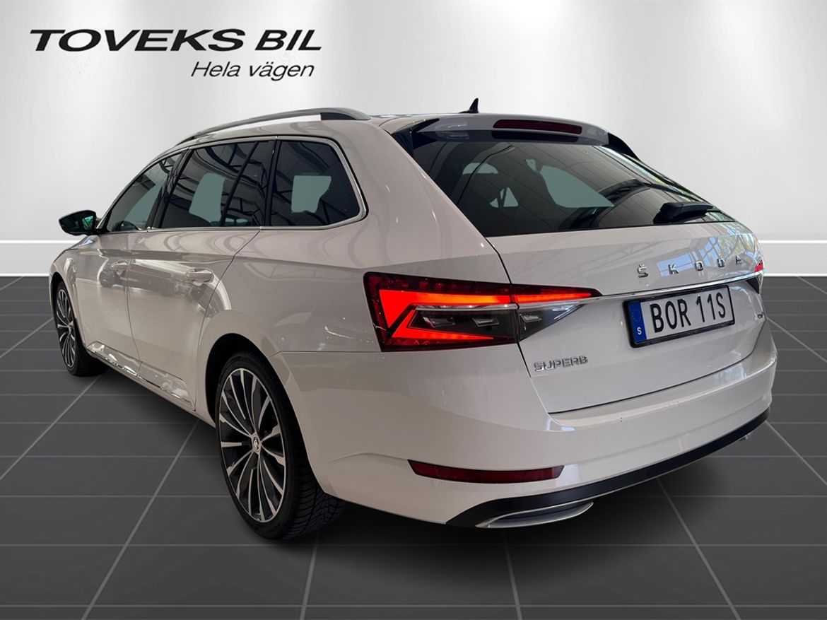 Škoda Škoda Superb Kombi — bild 4