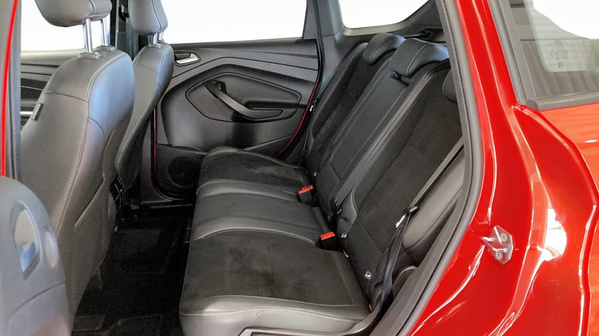 Bild 5 av Ford Kuga 1.5 ST-line Manuell 150hk 3,95% ränta!