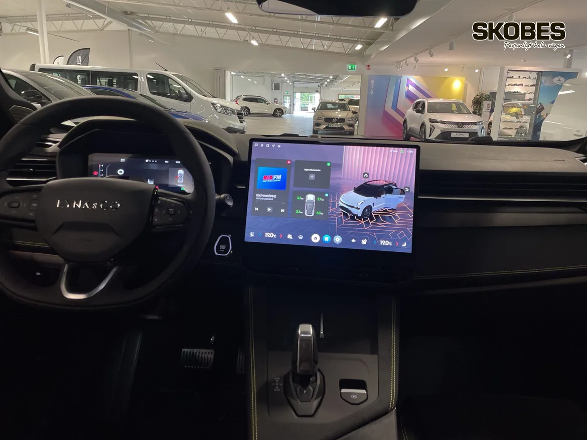 Lynk & Co 01 PHEV