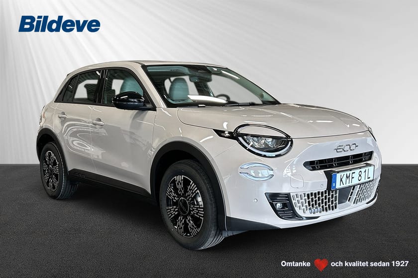 Bild 1 av Fiat 600 Hybrid 5-d SUV ICON HEV T3 FWD