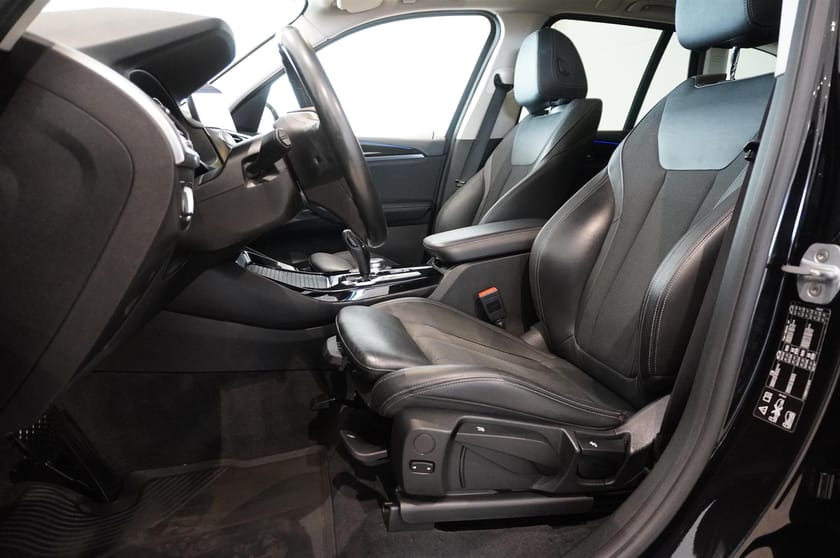 Bild 5 av BMW X3 xDrive20d xLine Drag Fartpilot Navi Värmare