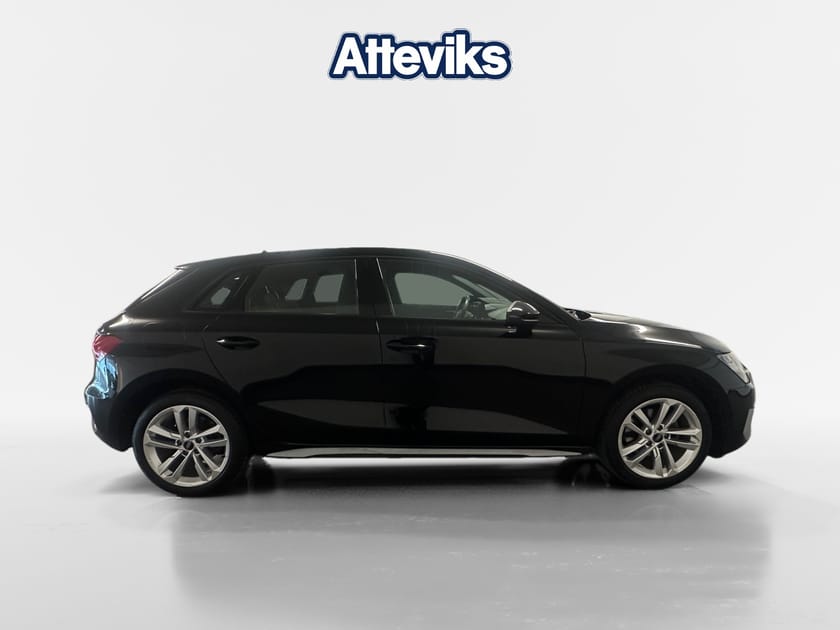 Bild 2 av Audi A3 Sportback 35 TFSI Proline advanced "låga mil"