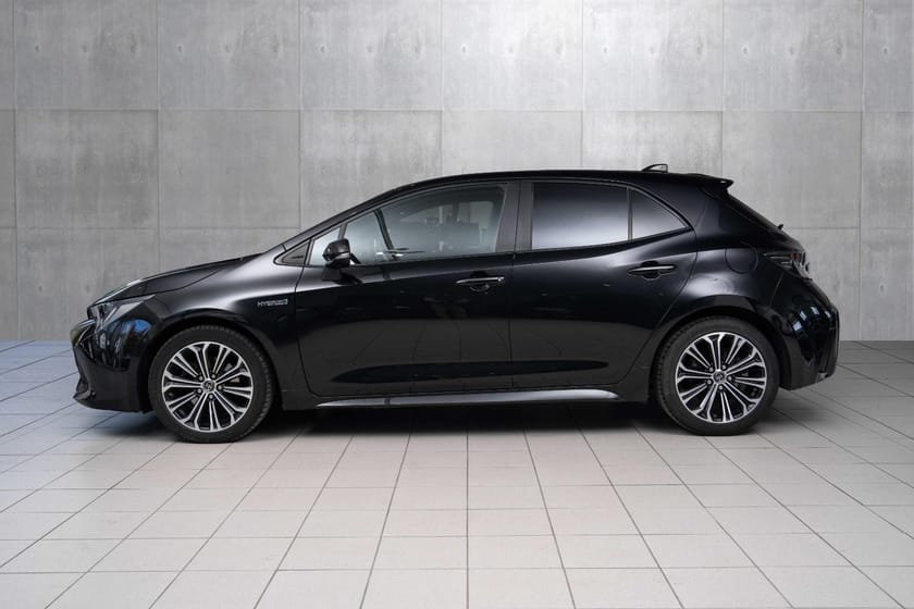Bilde 2 av Toyota Corolla Hybrid 2,0 e-CVT Active Tech