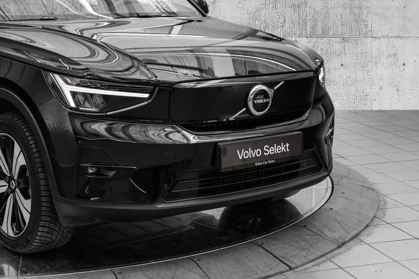 Bilde 3 av Volvo XC40 Recharge Twin Plus AWD | Hengerfeste Varmepumpe