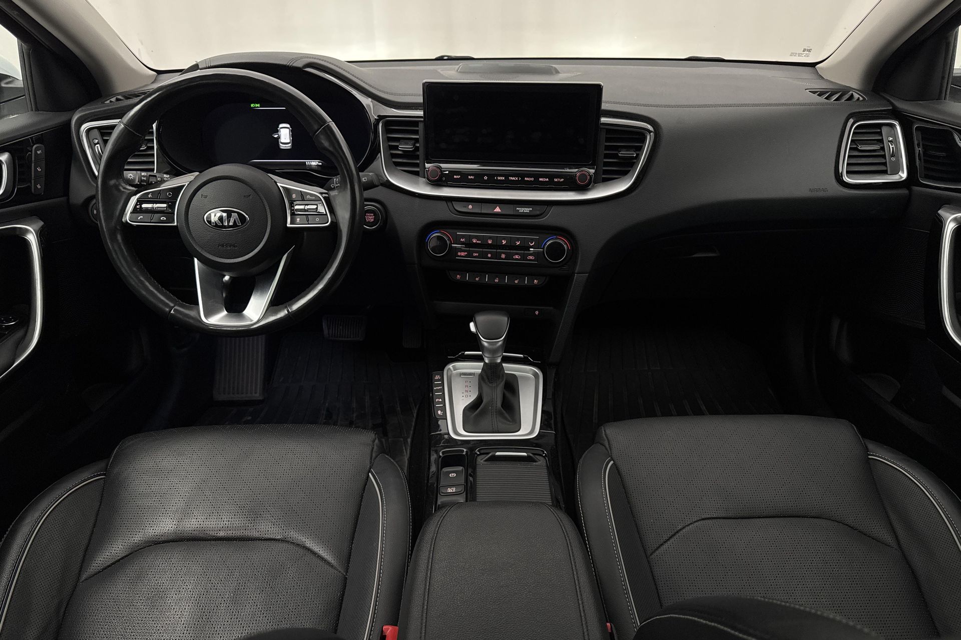 Kia Ceed Sportswagon Plug-in Hybrid 2021, photo 7/10