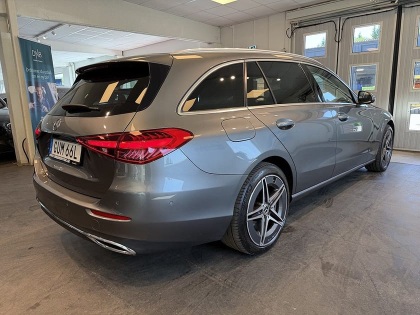 Bild 4 av Mercedes-Benz C 300 T e 9G-Tronic Avantgarde Drag Gps Adaptiv Värmare