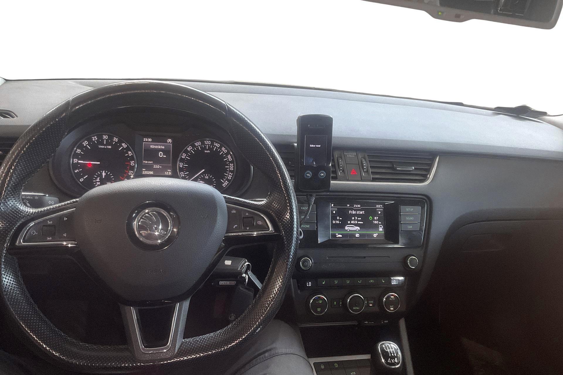 Skoda Octavia Kombi 1.6 TDI 4x4 2016, bild 7/17