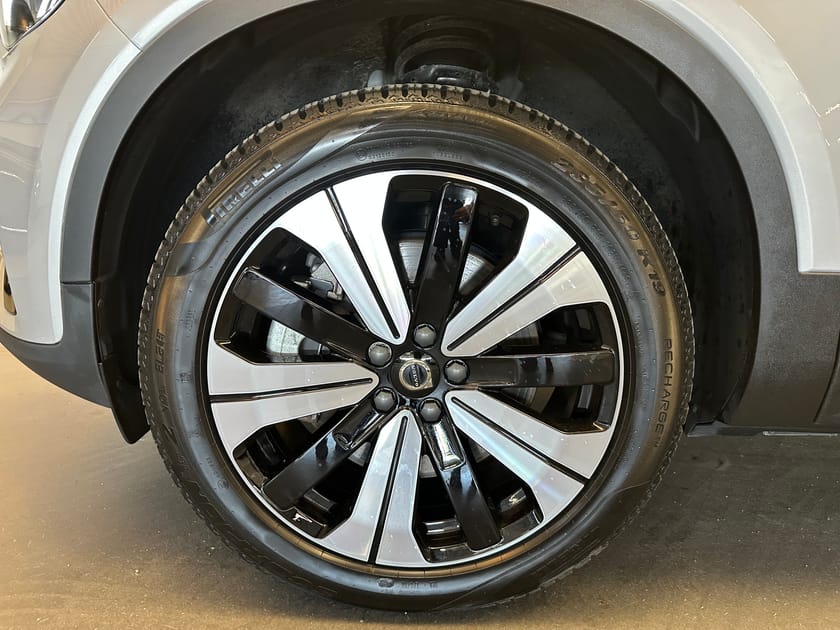 Bild 5 av Volvo XC40 Recharge Core/ 10.000kr tillbehör / Sensorer / Backkamera/