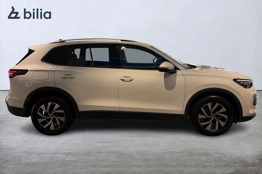Bild 4 av Volkswagen Tiguan 1.5 eTSI Life Edition Värmare Drag 150HK