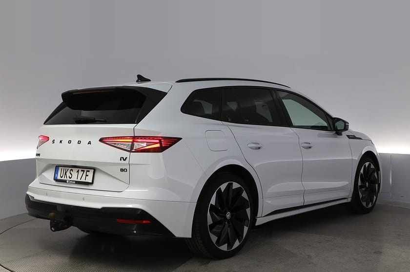 Bild 5 av Škoda Enyaq iV 80 Skoda SportLine Pano Drag 360 HUD AdapFarth