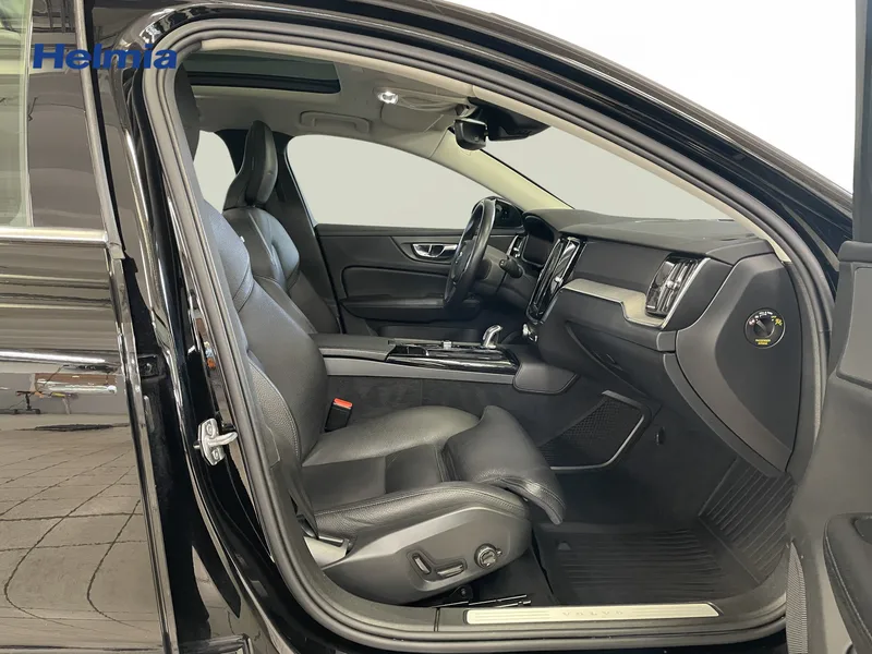 Bild 12 av 16 – Volvo V60 T8 TE Inscription