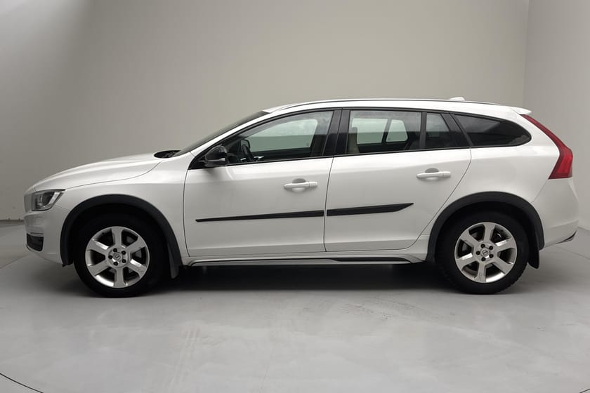 Bild 2 av Volvo V60 Cross Country D4 AWD (190hk) Classic Pro Läder