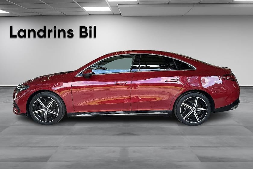 Bild 4 av Mercedes-Benz CLA 350 4MATIC Sedan *OMG LEVERANS*