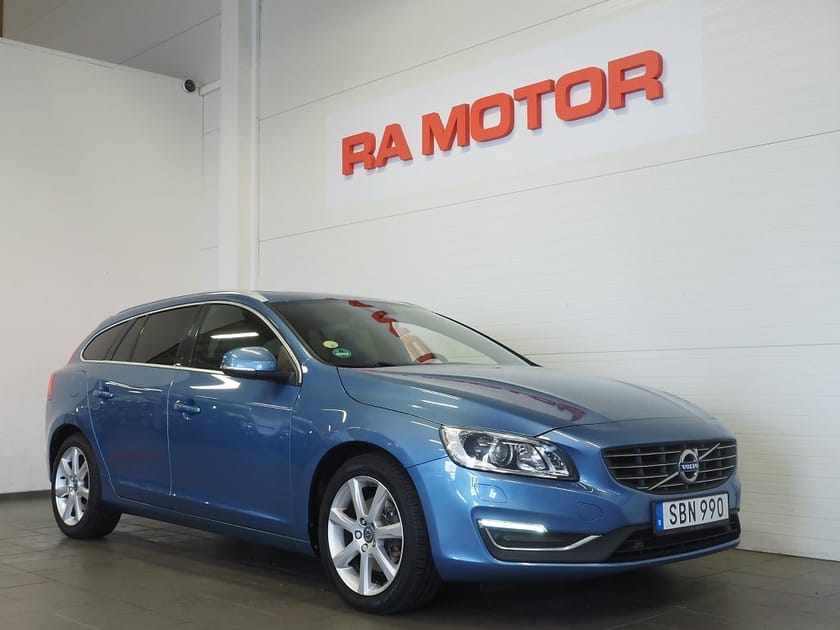 Bild 3 av Volvo V60 D4 Geartronic Summum Business Edt Pro Taklucka Drag GPS