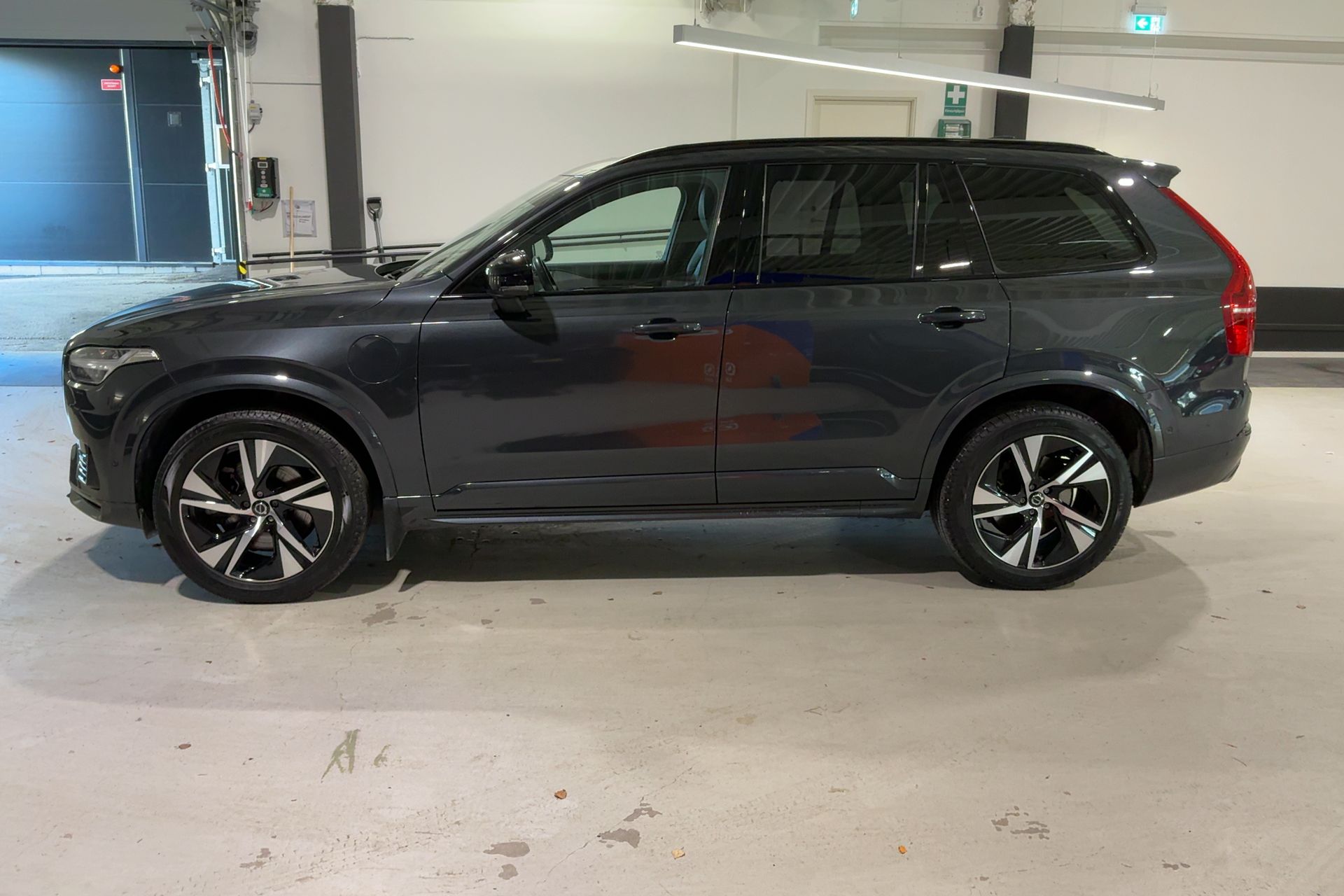 Volvo XC90 2021, kuva 2/10