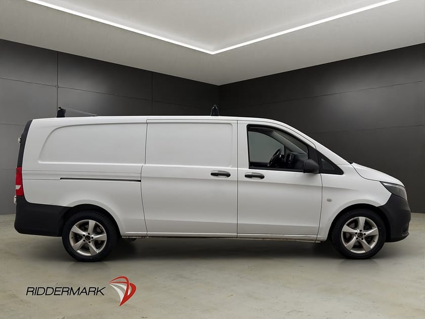 Bild 2 av Mercedes-Benz Vito 110 CDI 2.8t L3 110CDI Värm Drag Kamera CARPLAY Moms