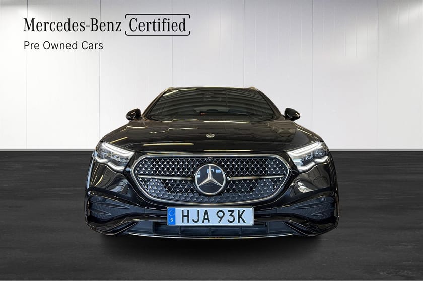 Bild 2 av Mercedes-Benz E 300 d e 4MATIC T Moms/AMG/Digital Light/360° Kamera