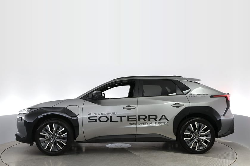 Bild 2 av Subaru Solterra XT 74.7 kWh AWD Touring + Skinn Pano H/K 360° | DEMO MOMS