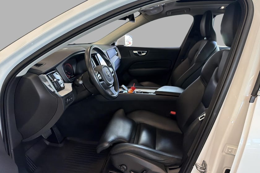 Bilde 3 av Volvo XC60 T8 AWD Recharge Recharge,52km Wltp-Hengerfeste
