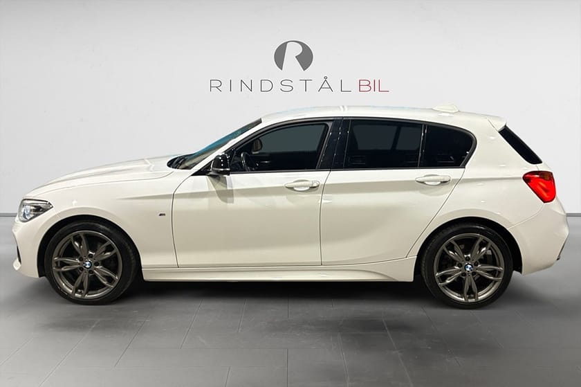 Bild 4 av BMW 118d xDrive 150 HK M-SPORT DRAG NAV RATTVÄRME H/K NYSERV