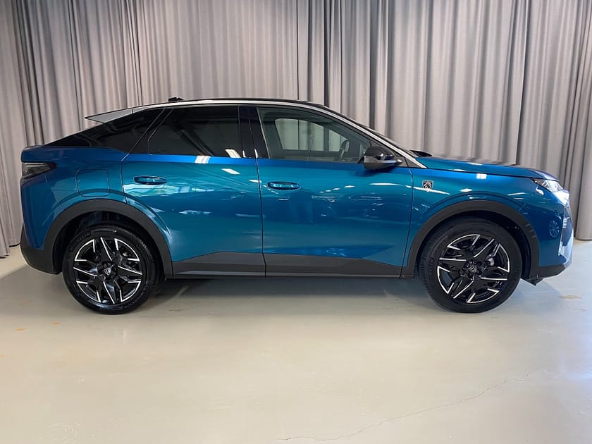 Bild 3 av Peugeot 3008 Hybrid 145 GT 145hk Automat. Navi, Rattvärme